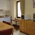 Magnolia Apartments
